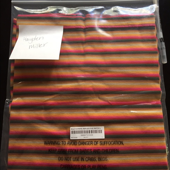Supreme Multistripe reflective logo - Picture 3 of 3