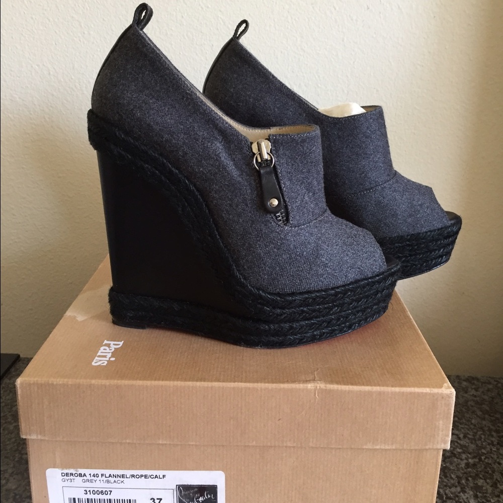 Christian Louboutin Deroba flannel sz 37
