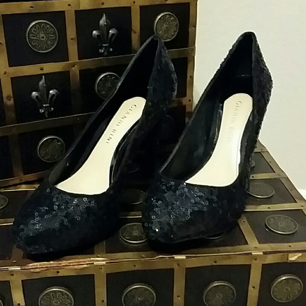 Giani Bini Sequined black heels