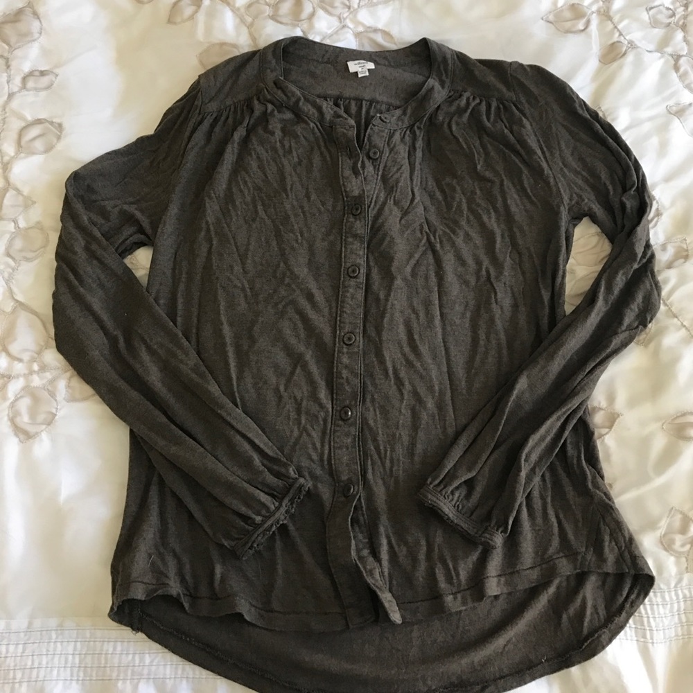 Long sleeve shirt