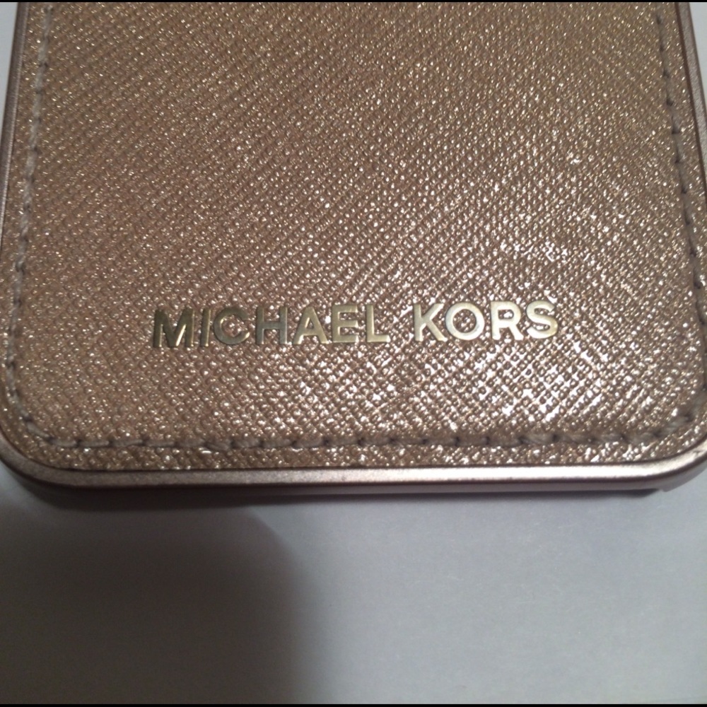 Michael Kors Two Pocket Case for IPhone 8, 7, 6,6S - Picture 3 of 3