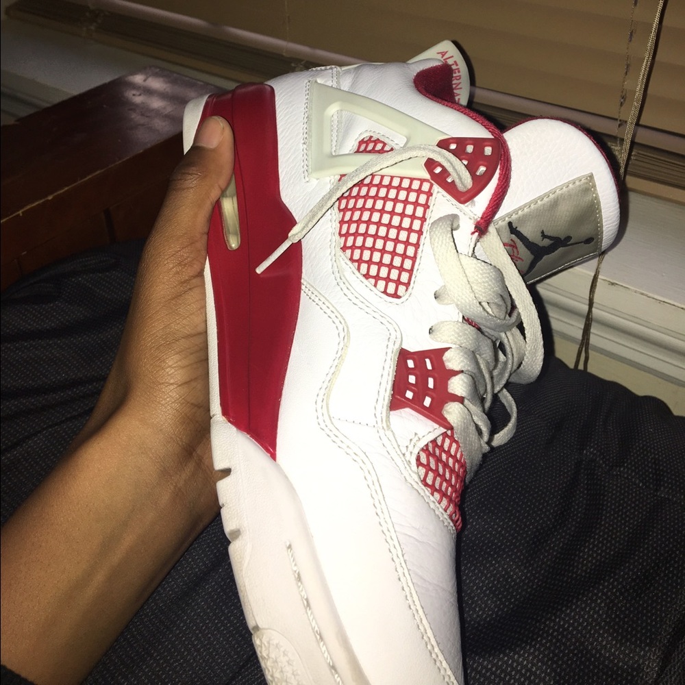 Jordan 4's