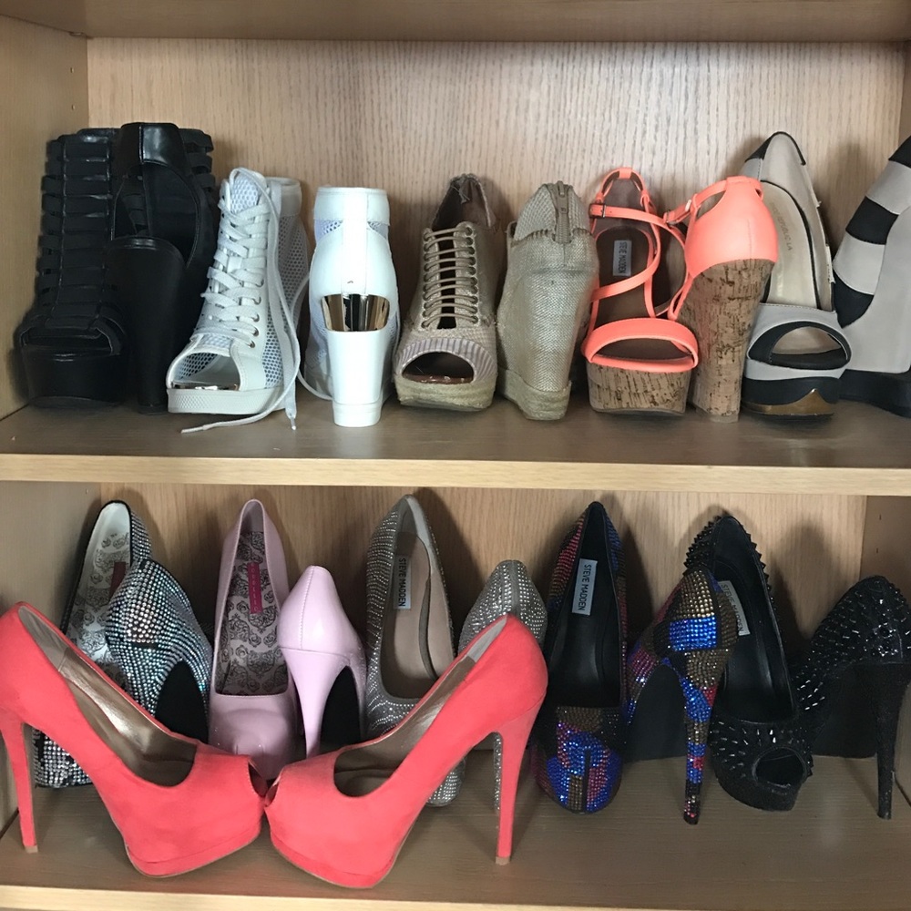 Heels - Picture 2 of 3