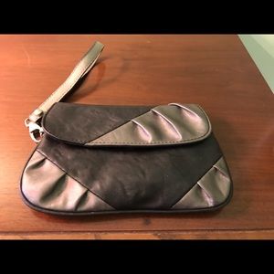 Black wristlet
