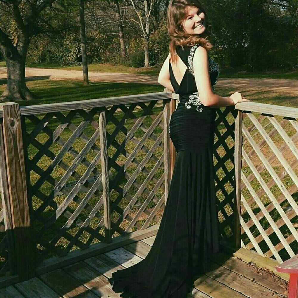 Prom/pageant dress - Picture 2 of 4