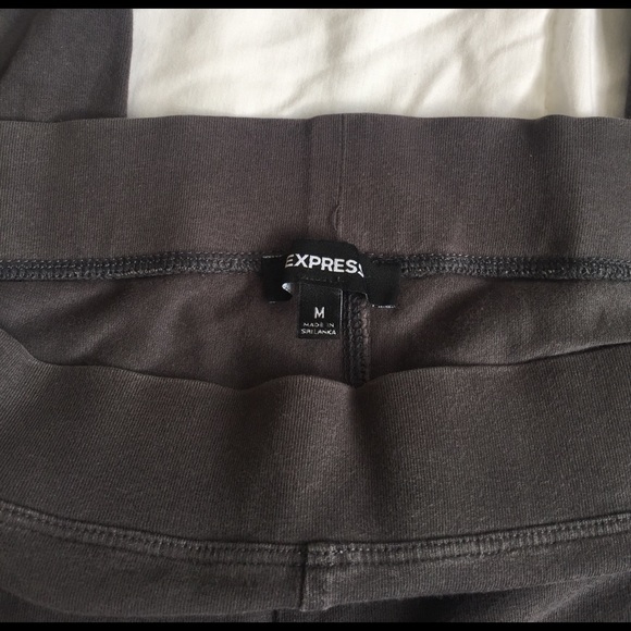 Express Pants - gray express leggings size M Express Pants - gray express leggings size M