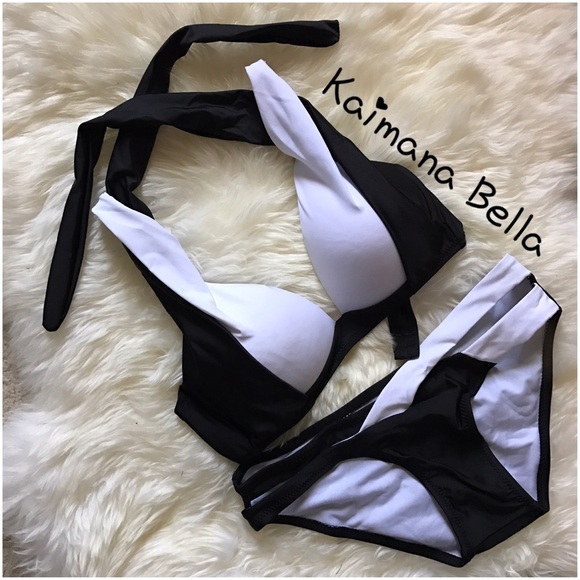 ❗️MOVING SALE 🖤ONE LEFT! Black White Push Up Banded Bikini - Picture 3 of 5