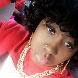 Meet your Posher, Mikesha