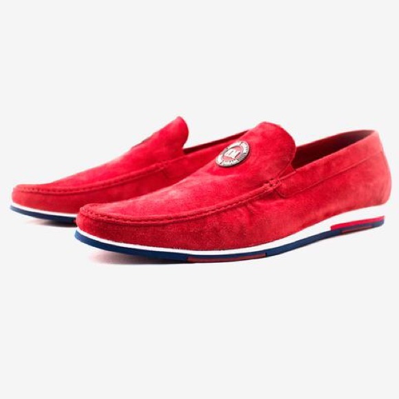 Men casual red suede loafers. NWT