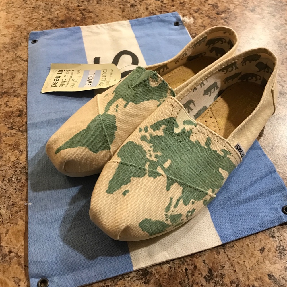 Hand Painted Map Toms