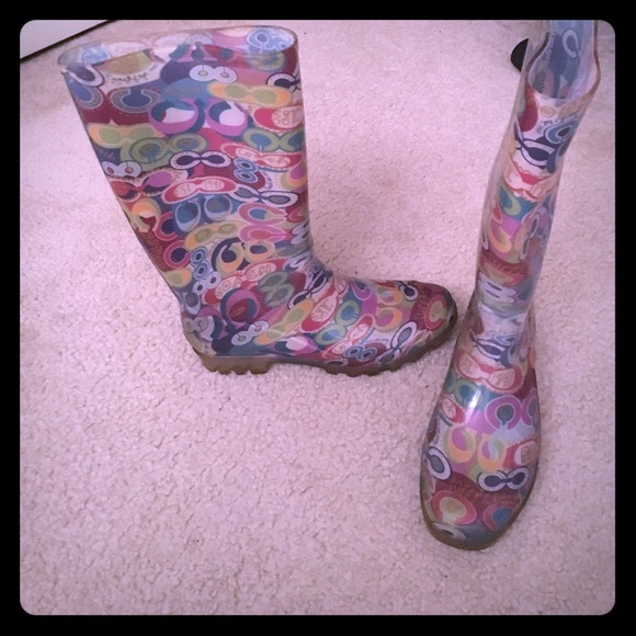 Size 9 Coach rain boots - Picture 1 of 2