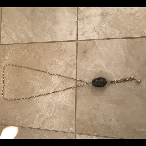 Pearl Necklace - Picture 2 of 3