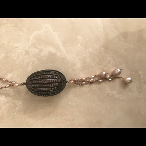 Pearl Necklace - Picture 3 of 3