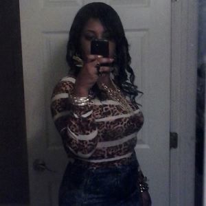 Meet your Posher, April