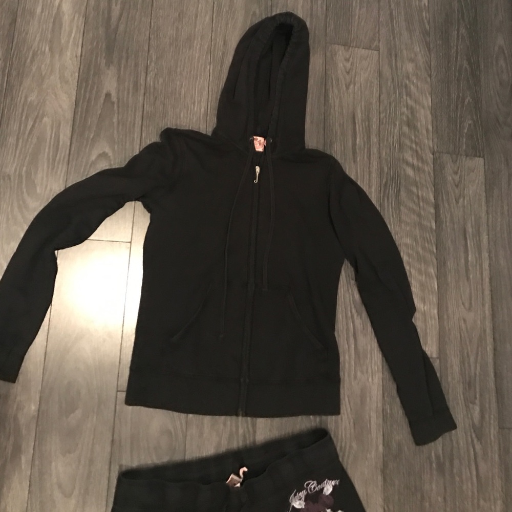 Juicy couture sweat suit