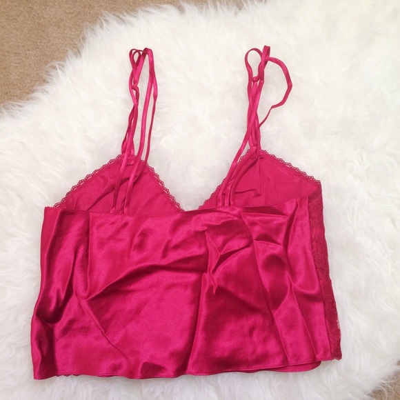 Victoria's Secret Vintage Lace Crop Tank - Picture 5 of 5