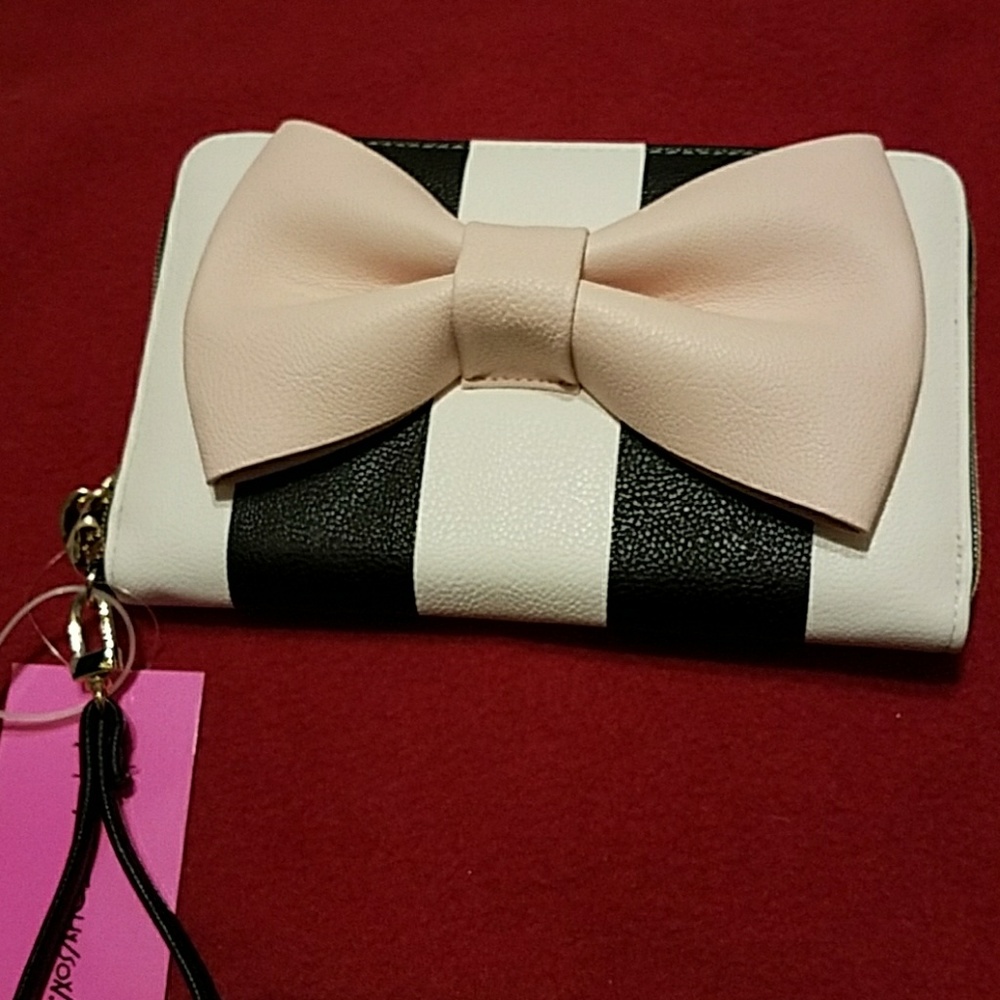 NWT Betsey Johnson large wallet - Picture 3 of 6