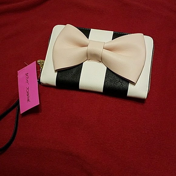 Betsey Johnson Handbags - NWT Betsey Johnson large wallet