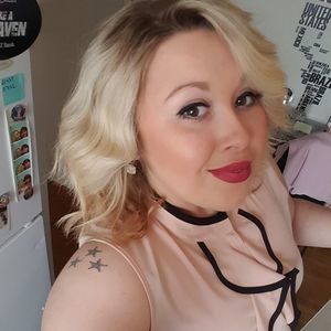 Meet your Posher, Anastasia