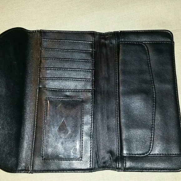Volcom Trifold Wallet - Picture 2 of 4