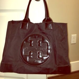 Classic Tory Burch Large Black Tote 💃