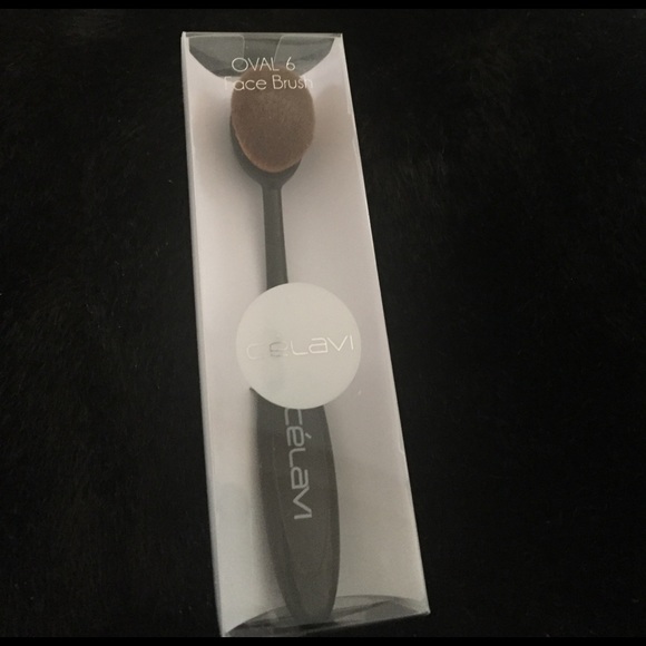 Make An OFFER!! Amazing! Oval Fave Brush - Picture 3 of 4