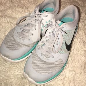 Nike Tennis/Running sneaker shoes