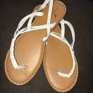 American Eagle sandals