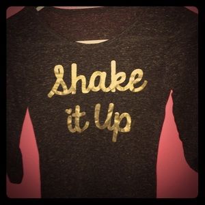 Soft, comfy gold girls shirt a 10