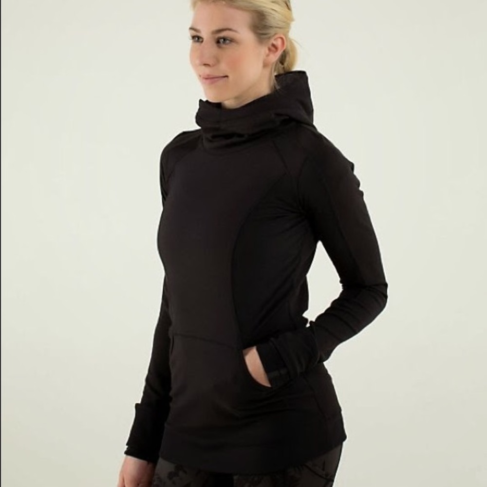 LULULEMON back on track pullover
