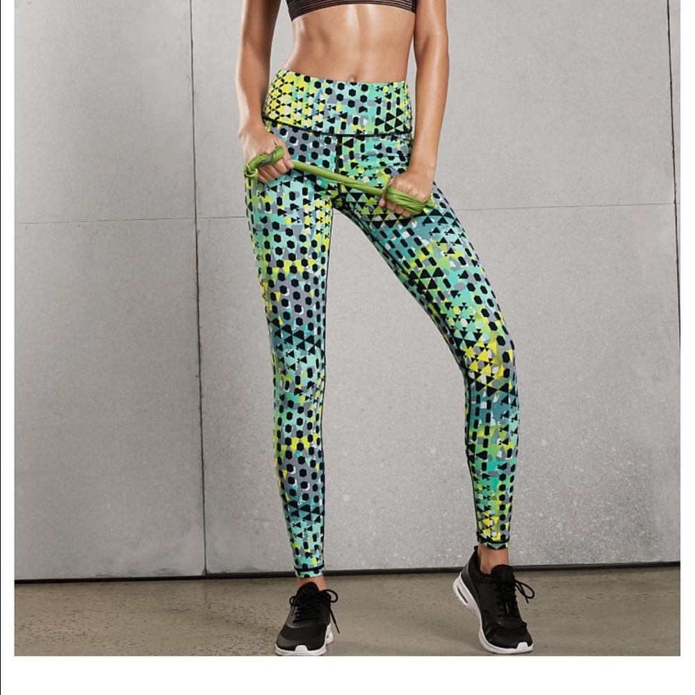 Victoria's Secret knockout tights leggings