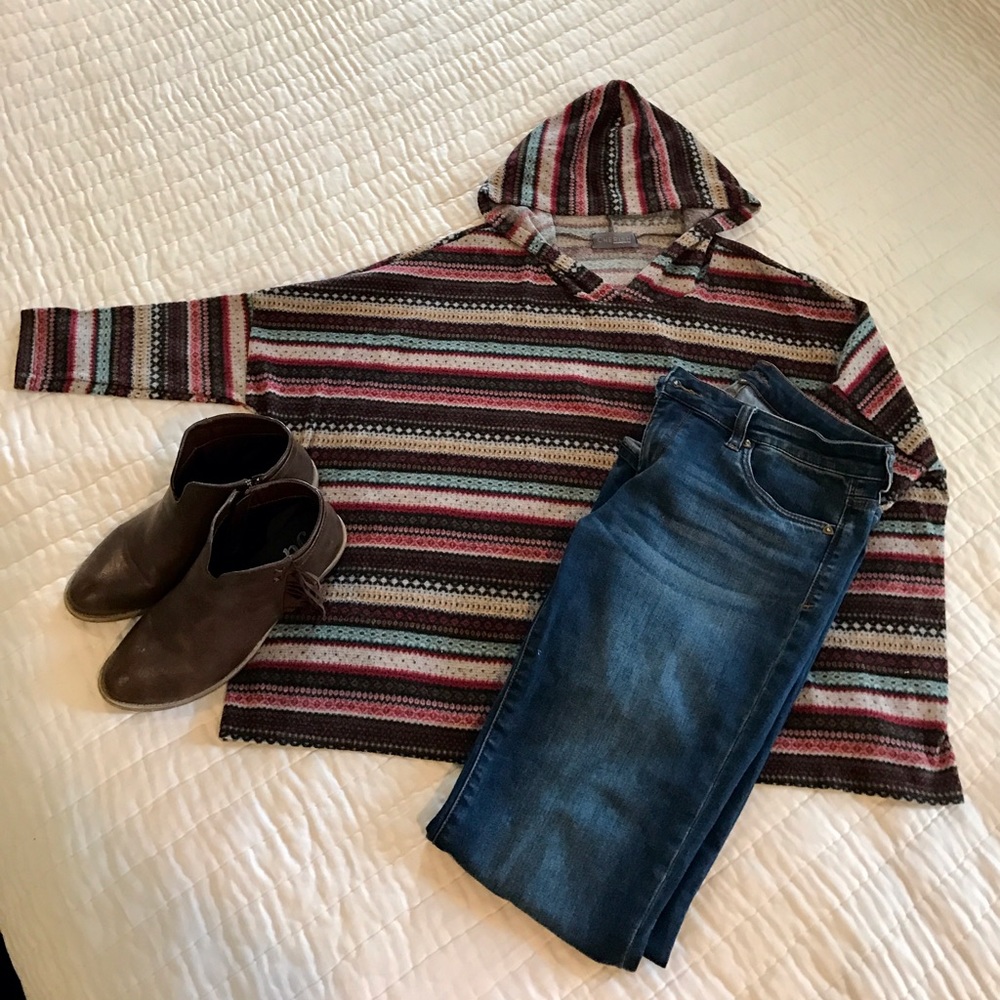 Soft hooded poncho