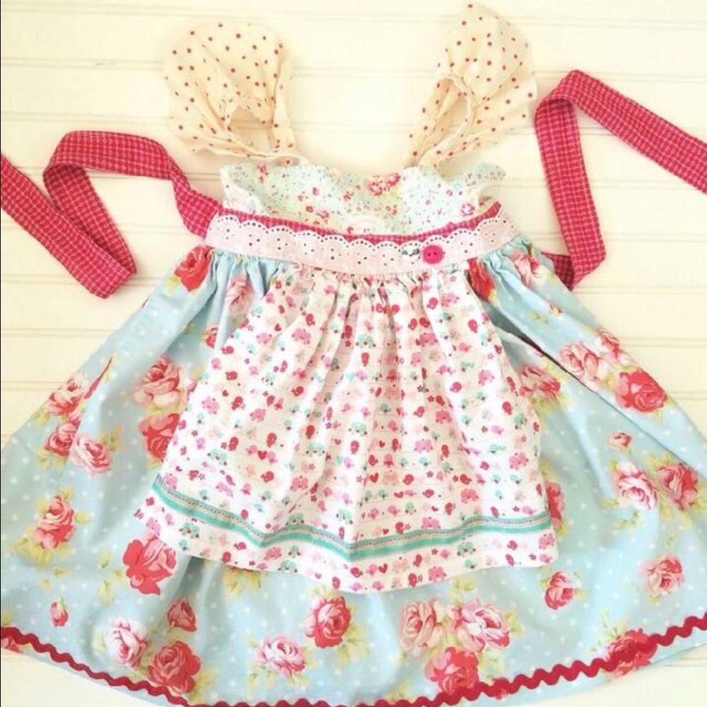 💕Gorgeous Gabriella studios dress💕