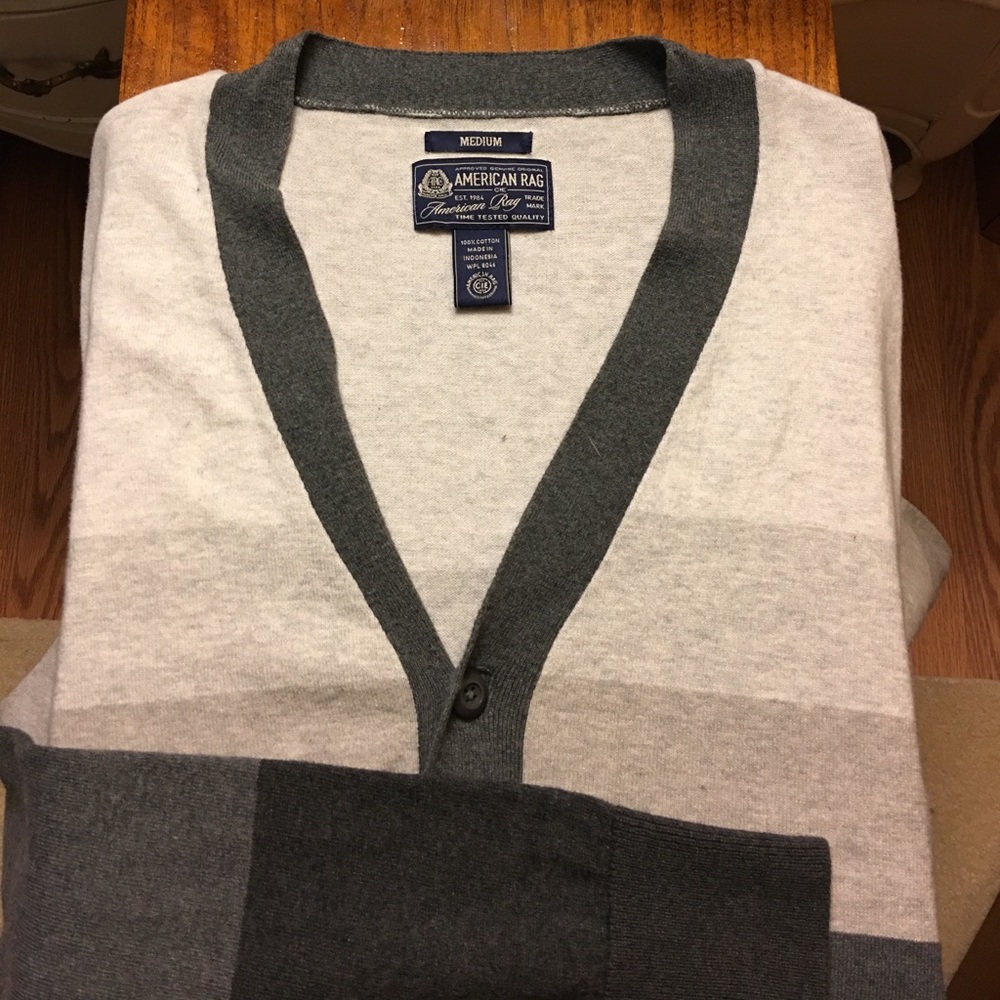 Lightweight American Rag cardigan