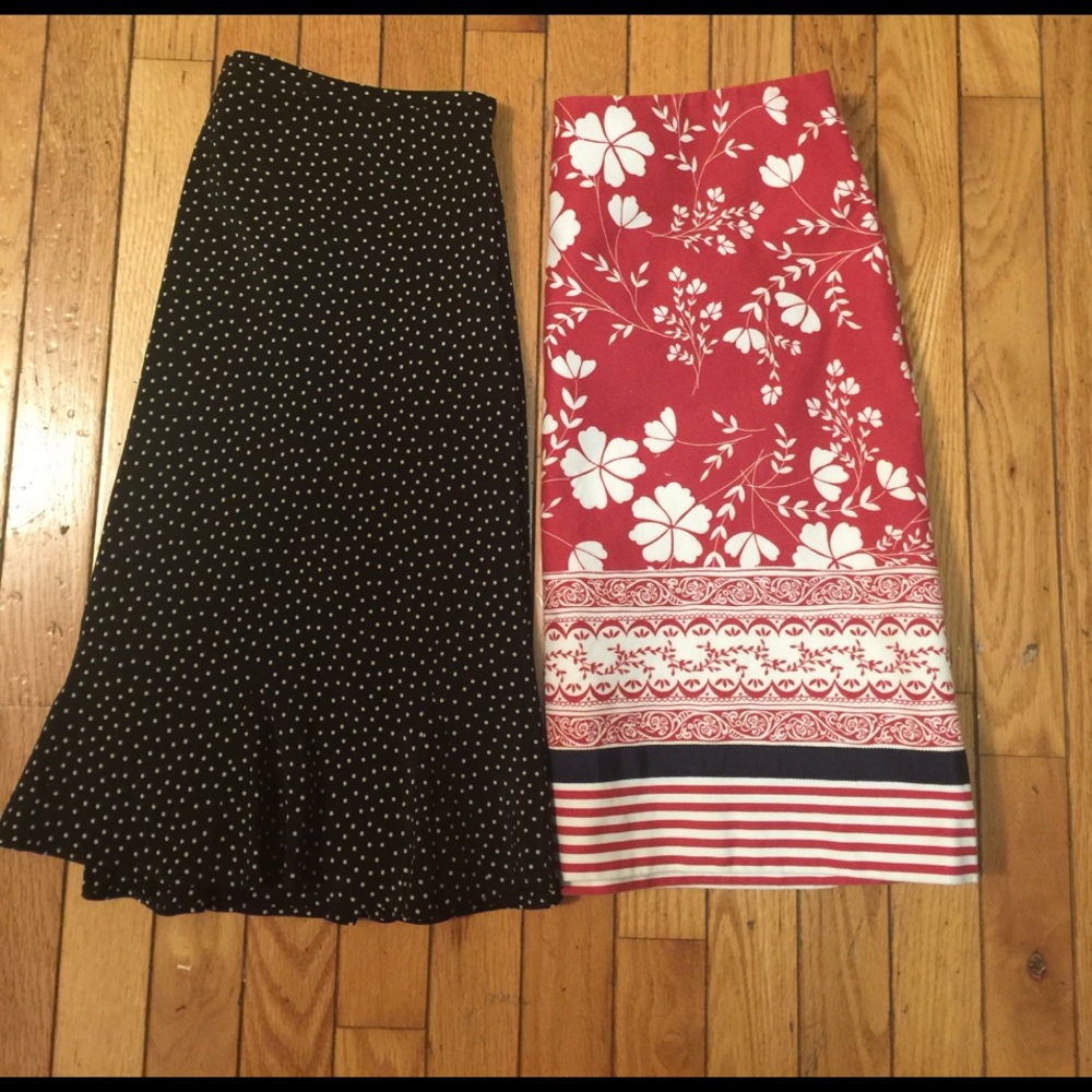 🌟MUST GO🌟Twin set of skirts by Ann Taylor