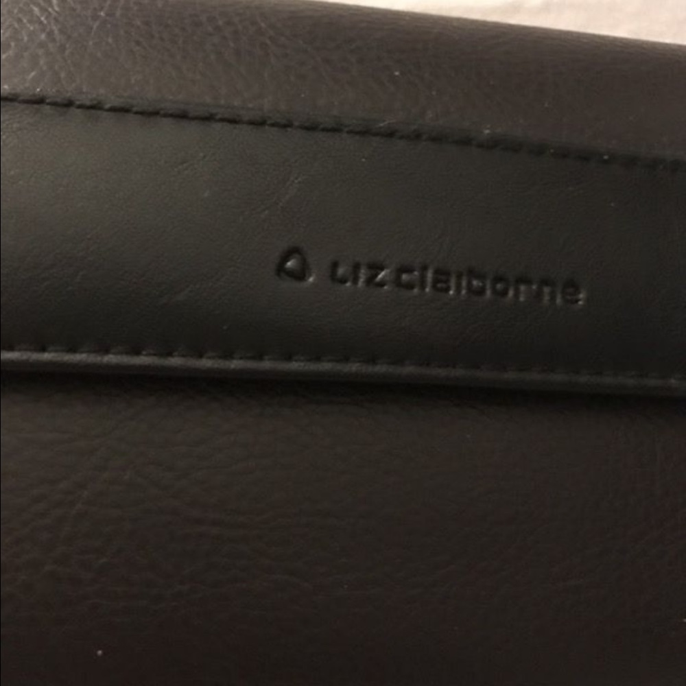 New black wallet Liz Claiborne