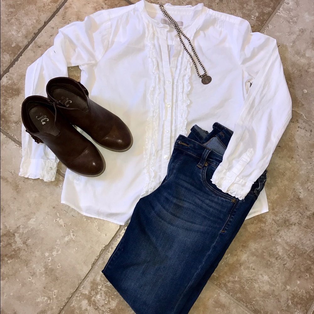 Preppy ruffled white blouse