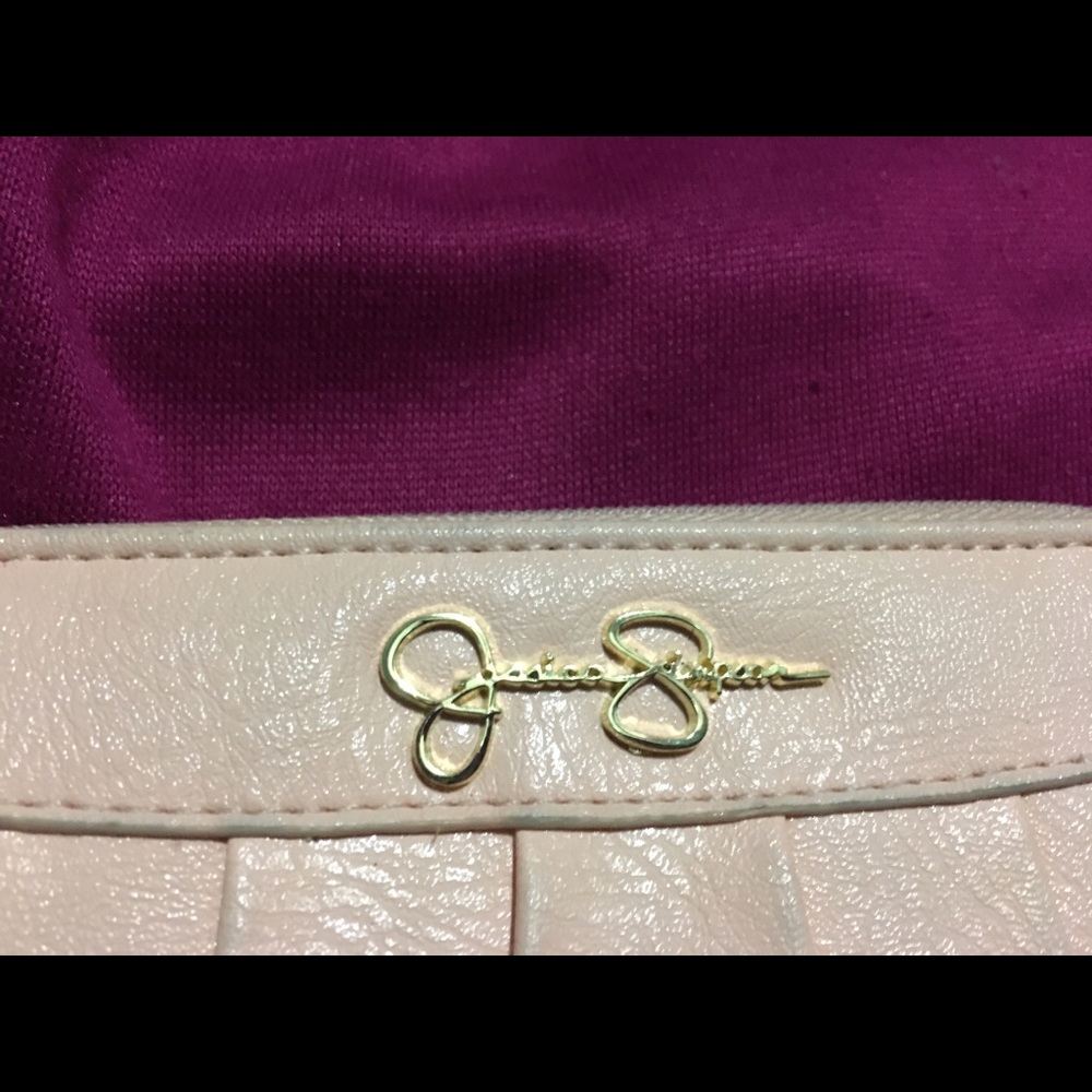 Jessica Simpson clutch