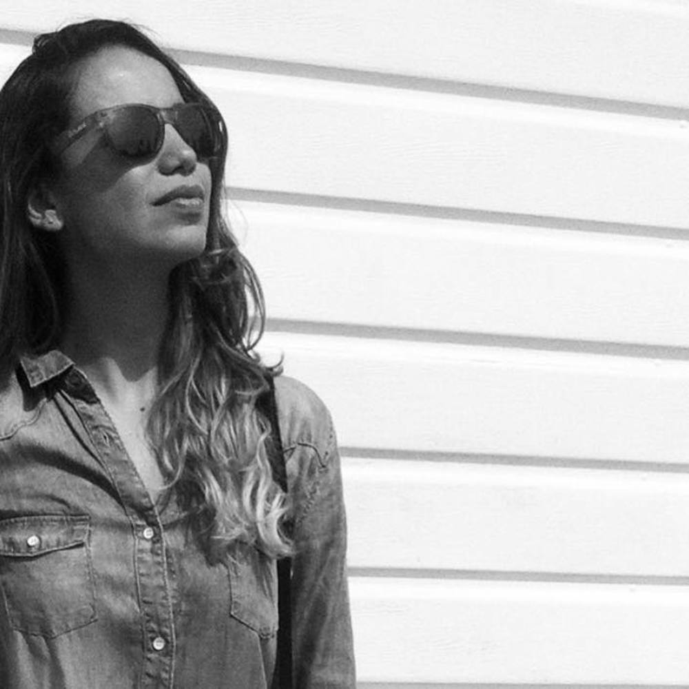 Meet your Posher, Vânia