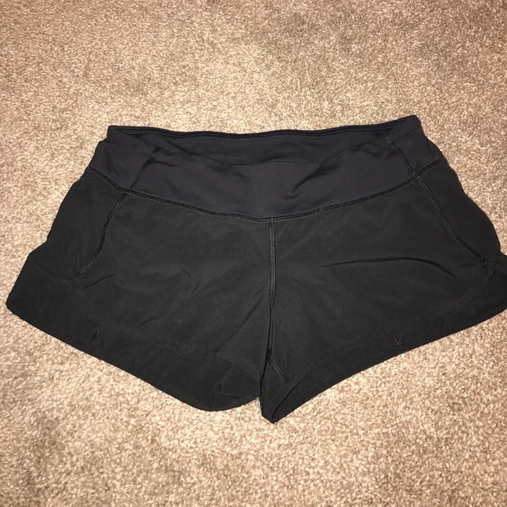 Size 6 black speed shorts!