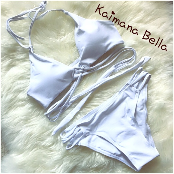 ❗️MOVING SALE 💟Front CrissCross String Bikini - Picture 3 of 5