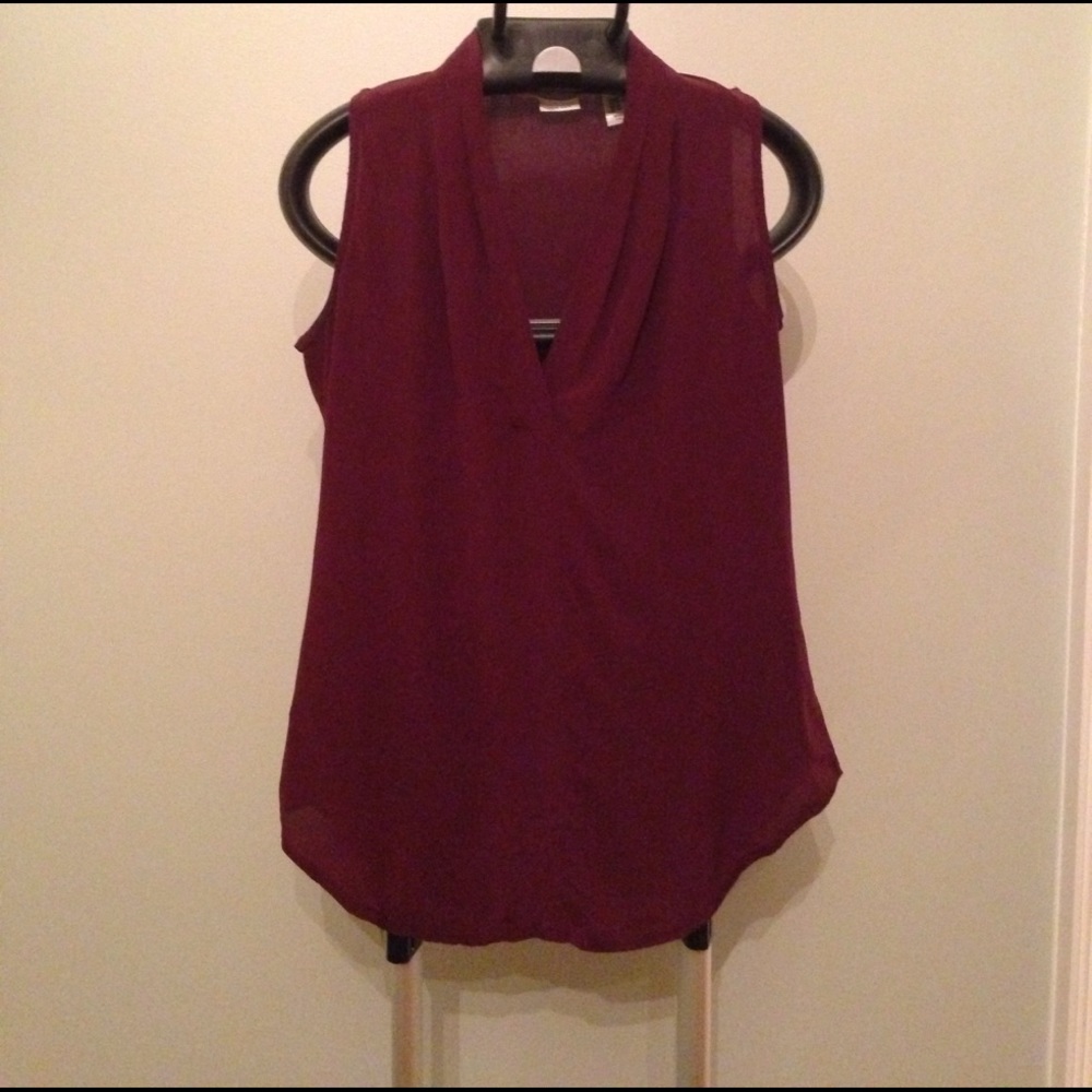 Max Studio cranberry tank