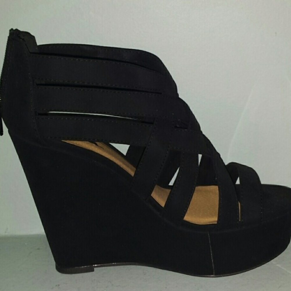 Suede black wedges