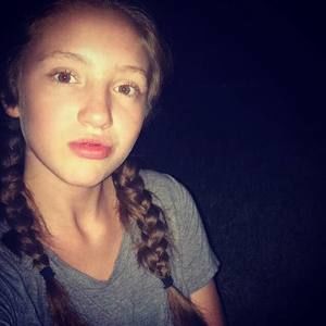 Meet your Posher, Carly-jayne