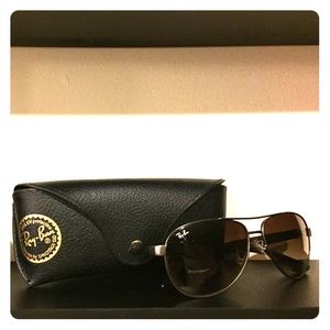 Ray-Ban Sunglasses RB3457