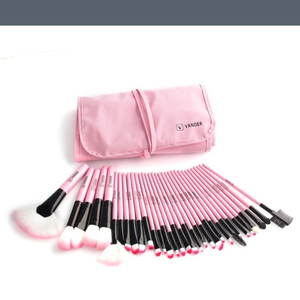 Brush set! - Picture 3 of 4