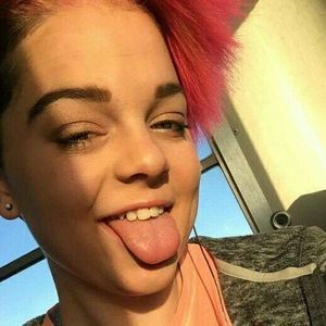 Meet your Posher, Abigail