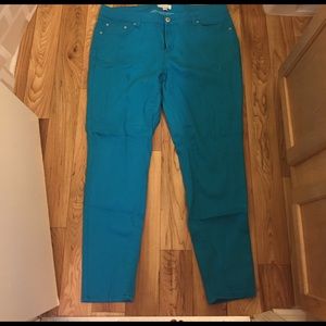 **FINAL SALE, NO OFFERS** Skinny Jeans