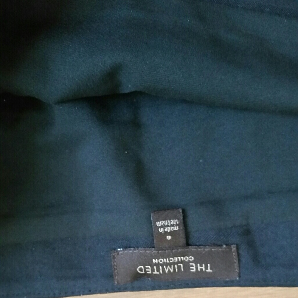 The limited pencil skirt