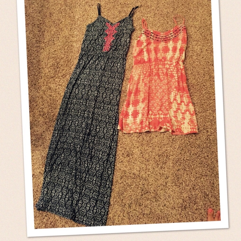 Lot of 2 Aztec dresses  maxi and short dress